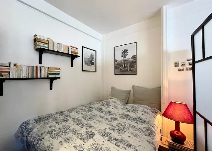 Cosy Avec Balcon 16eme Париж